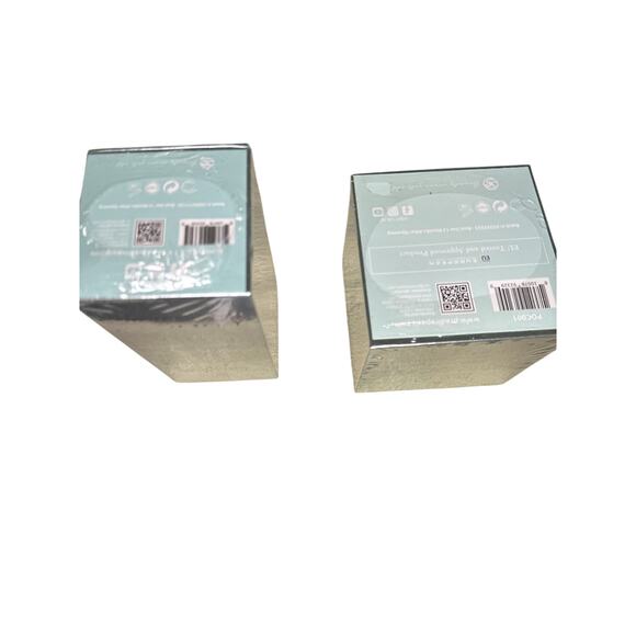 Predire Paris Oil Control Set (1) Cooling Serum & (1) Daily Moisturizer Cream - Picture 6 of 8